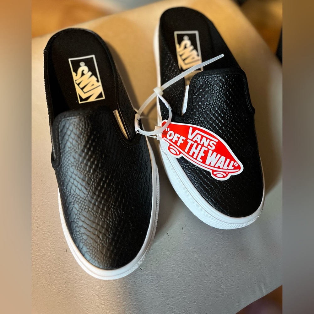 Vans slip on shoes